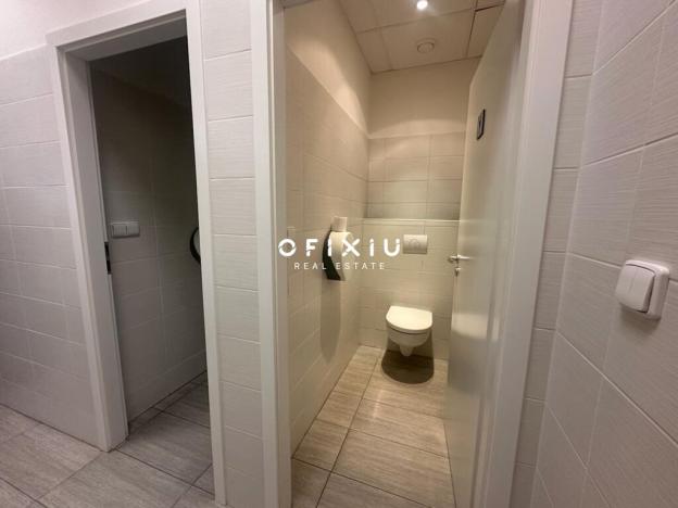 Pronájem kanceláře, Brno, Traťová, 204 m2