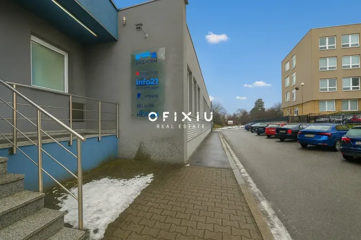 Pronájem kanceláře, Brno, Traťová, 204 m2