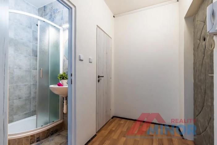 Pronájem bytu 1+1, Slaný, Stehlíkova, 34 m2