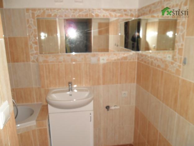 Pronájem bytu 2+1, Třebíč - Nové Dvory, Tolstého, 54 m2