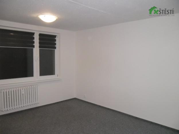 Pronájem bytu 2+1, Třebíč - Nové Dvory, Tolstého, 54 m2