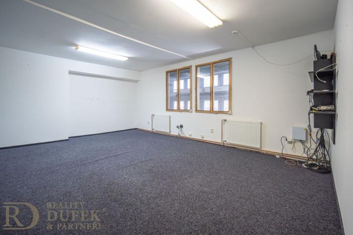 Pronájem skladu, Brandýs nad Labem-Stará Boleslav, Hluchov, 1398 m2