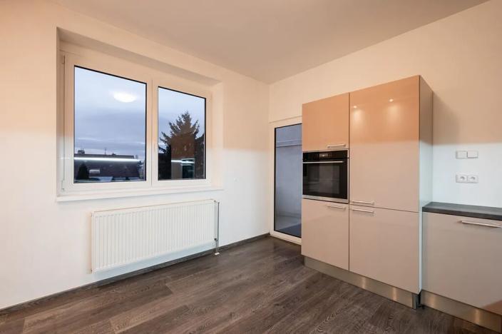 Pronájem bytu 2+1, Nový Bydžov, Komenského, 85 m2