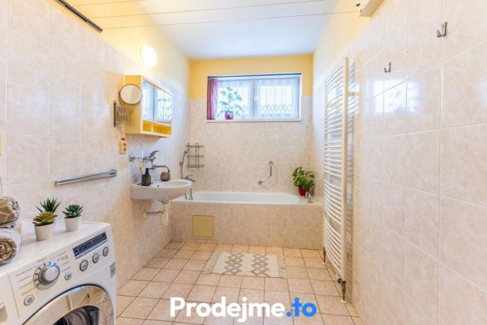 Prodej bytu 3+1, Strachotice - Micmanice, 78 m2