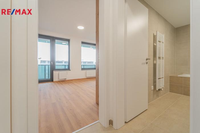 Pronájem bytu 1+kk, Praha - Žižkov, Olgy Havlové, 32 m2