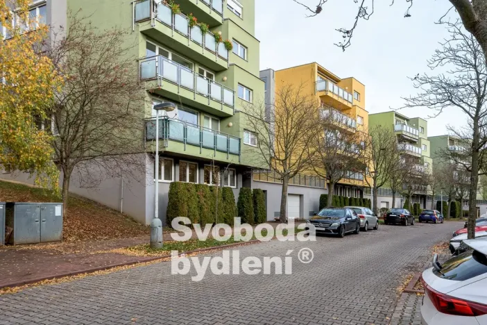 Pronájem bytu 2+kk, Praha - Troja, K Haltýři, 59 m2