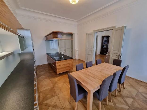 Prodej bytu 3+1, Praha - Nové Město, Jungmannovo náměstí, 129 m2