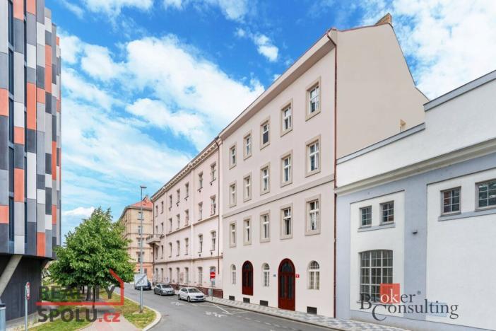 Prodej bytu 3+1, Praha - Karlín, Karlínské náměstí, 73 m2