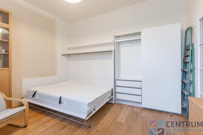 Pronájem bytu 1+1, Praha - Nové Město, Žitná, 26 m2