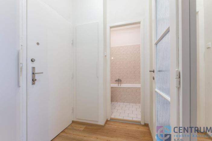 Pronájem bytu 1+1, Praha - Nové Město, Žitná, 26 m2