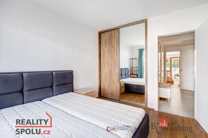 Pronájem bytu 2+kk, Praha - Košíře, Naskové, 57 m2