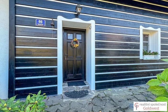 Prodej rodinného domu, Cvikov, 210 m2