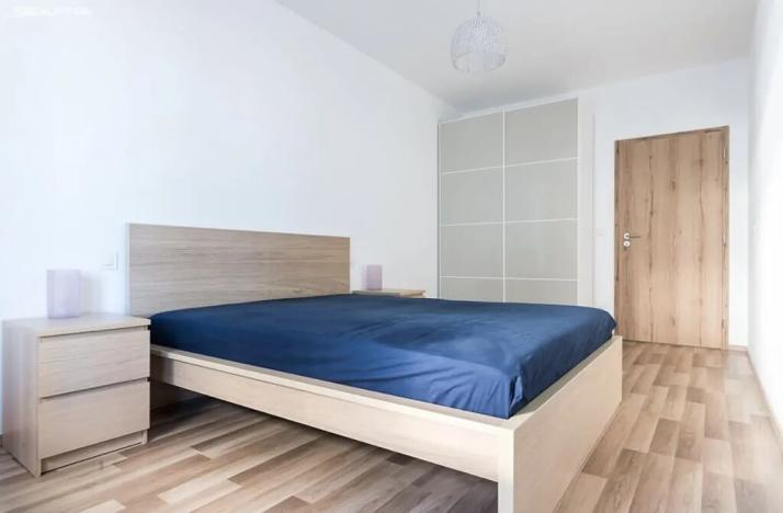 Pronájem bytu 2+kk, Praha - Strašnice, Zvěřinova, 60 m2