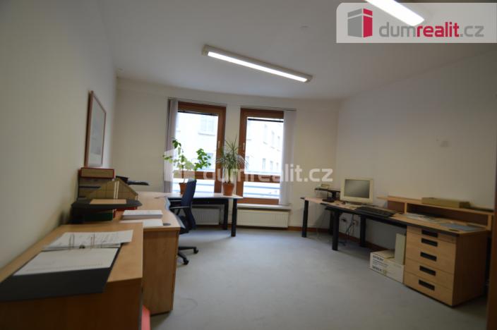 Pronájem kanceláře, Praha - Vinohrady, Záhřebská, 94 m2