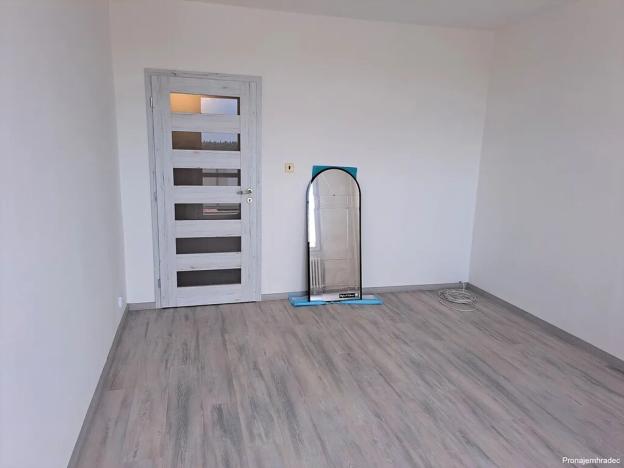 Pronájem bytu 2+1, Hradec Králové, třída Edvarda Beneše, 62 m2