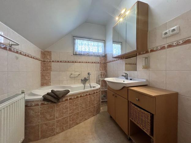 Prodej rodinného domu, Hradec Králové, Smiřická, 194 m2