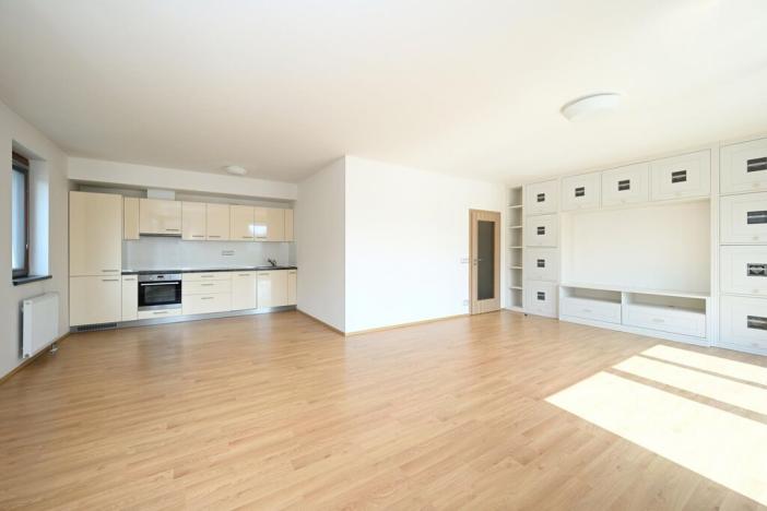 Pronájem bytu 1+kk, Praha - Liboc, Evropská, 56 m2