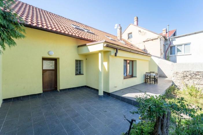 Prodej vícegeneračního domu, Týnec nad Labem, Masarykovo náměstí, 159 m2