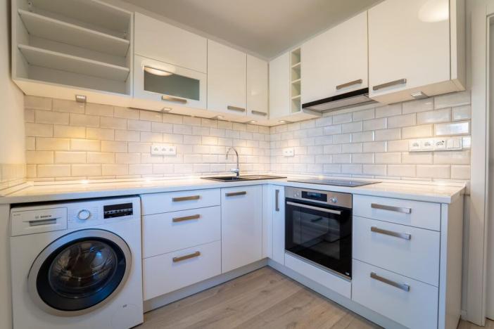 Pronájem bytu 1+1, Chvaletice, Obránců míru, 30 m2