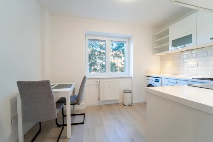 Pronájem bytu 1+1, Chvaletice, Obránců míru, 30 m2