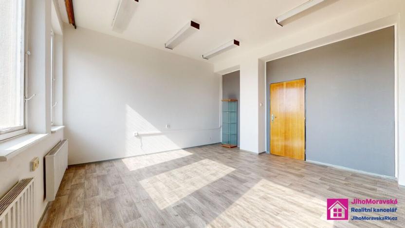 Pronájem kanceláře, Velké Bílovice, Podivínská, 19 m2