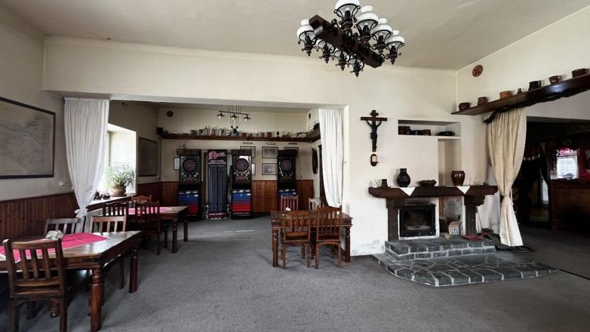 Pronájem restaurace, Liblice, 392 m2