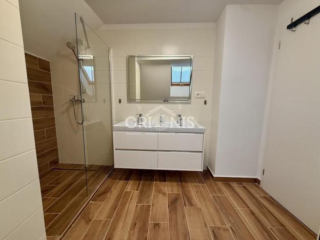 Pronájem bytu 2+kk, Kadaň, Mírové náměstí, 100 m2