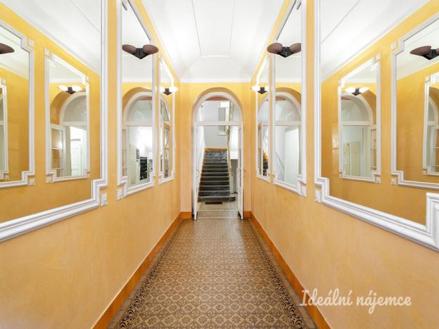 Pronájem bytu 2+1, Praha - Staré Město, Týnská ulička, 71 m2