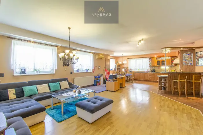 Prodej rodinného domu, Krmelín, Okrajní, 180 m2