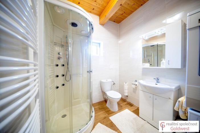 Prodej rodinného domu, Cvikov - Naděje, 210 m2