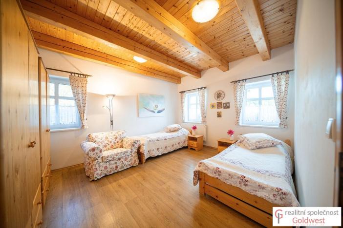 Prodej rodinného domu, Cvikov - Naděje, 210 m2