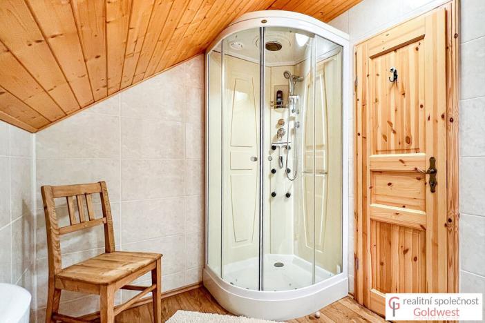 Prodej rodinného domu, Cvikov - Naděje, 210 m2