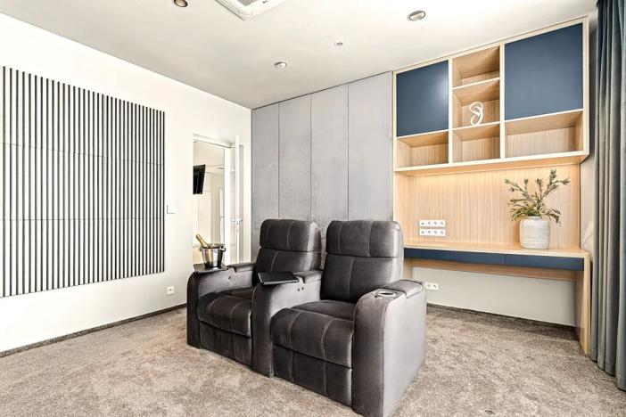 Prodej bytu 4+1, Praha - Stodůlky, Petržílkova, 228 m2