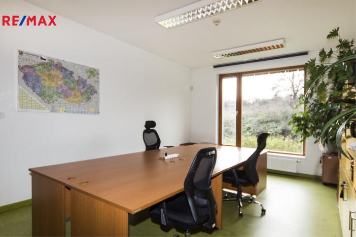 Pronájem kanceláře, Ústí nad Labem - Předlice, náměstí Prokopa Velikého, 24 m2