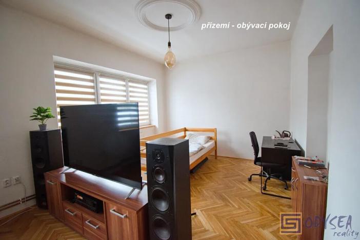 Prodej rodinného domu, Krmelín, 268 m2