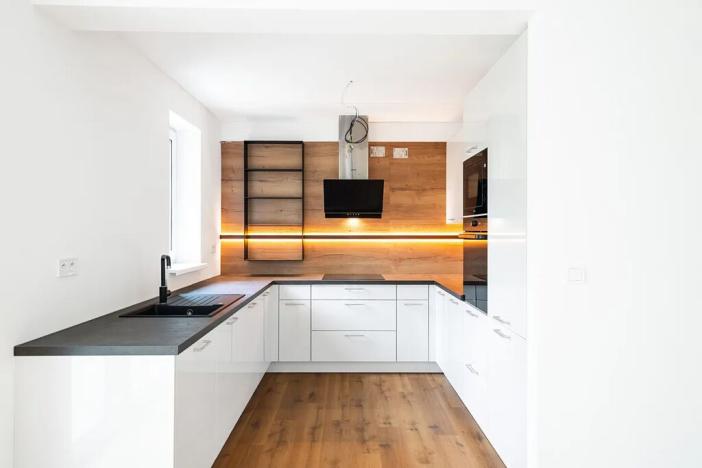 Pronájem rodinného domu, Kamenice, 183 m2