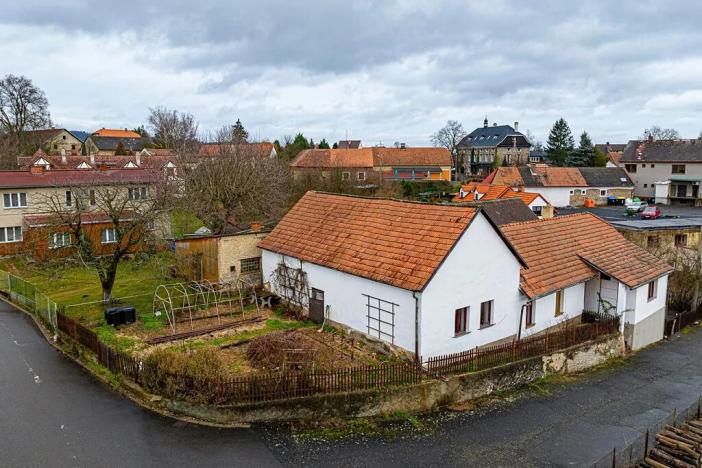 Prodej rodinného domu, Buš, 372 m2