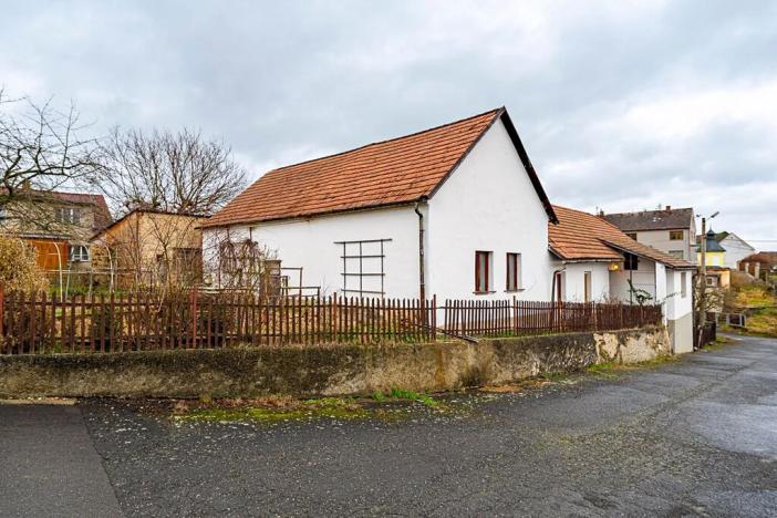 Prodej rodinného domu, Buš, 372 m2