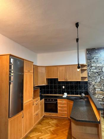 Pronájem bytu 2+kk, Praha - Žižkov, Husinecká, 75 m2