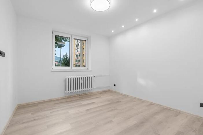 Pronájem bytu 2+1, Vsetín, Jiráskova, 57 m2