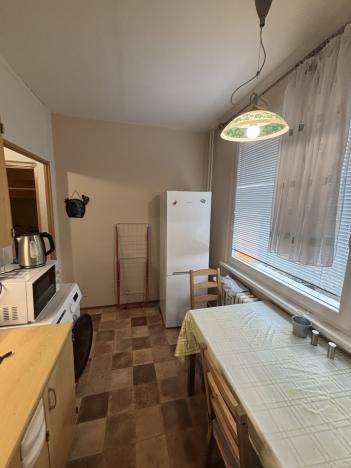 Pronájem bytu 1+1, Hradec Králové, Suchého, 34 m2