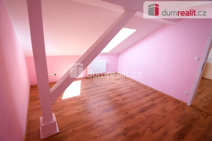 Pronájem bytu 1+1, Kolín - Kolín I, Husova, 53 m2