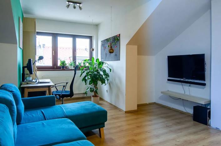 Pronájem bytu 2+kk, Hradec Králové, třída Karla IV., 69 m2