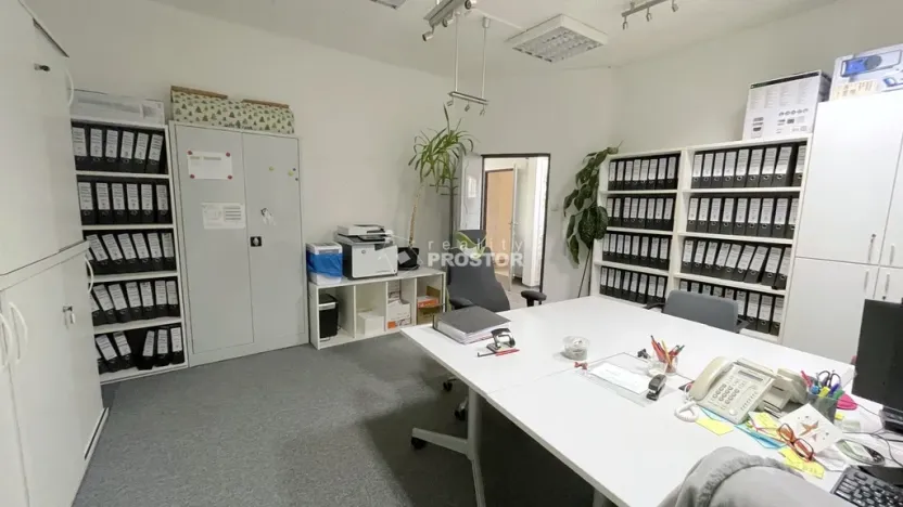 Pronájem kanceláře, Jirny, Tovární, 281 m2