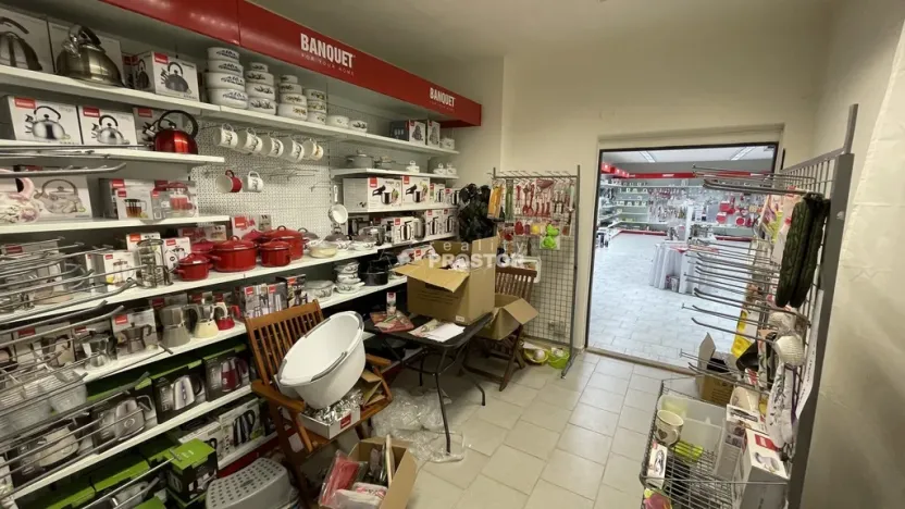 Pronájem obchodního prostoru, Jirny, Tovární, 506 m2