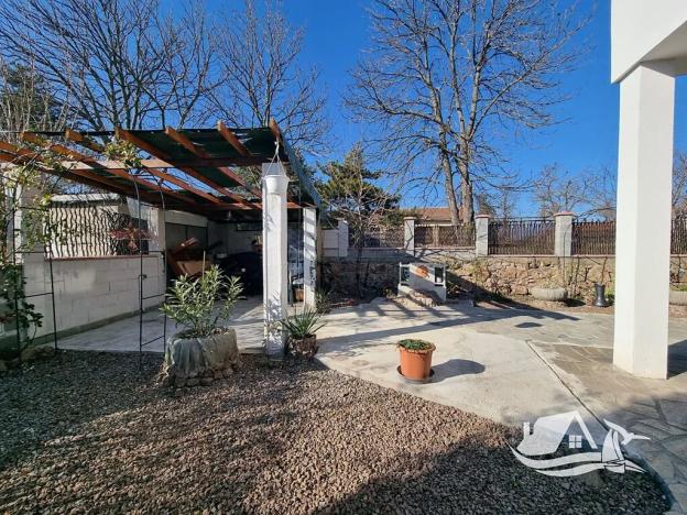 Prodej rodinného domu, Pomorie, Bulharsko, 102 m2