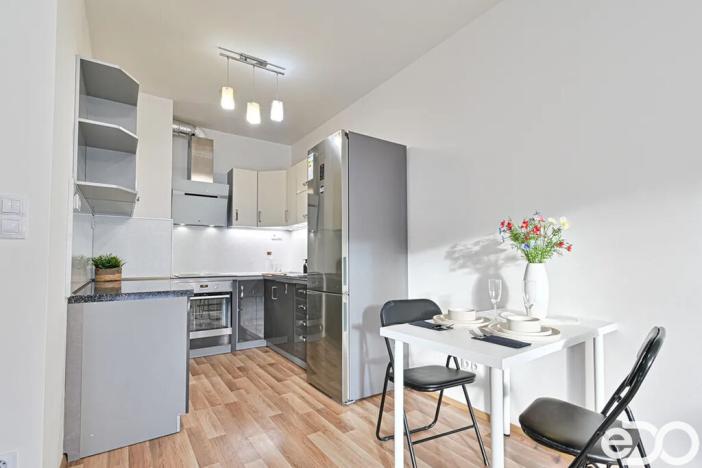 Pronájem bytu 2+kk, Praha, Pod radnicí, 51 m2