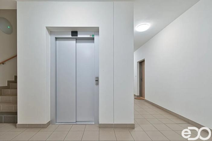 Pronájem bytu 2+kk, Praha, Pod radnicí, 51 m2