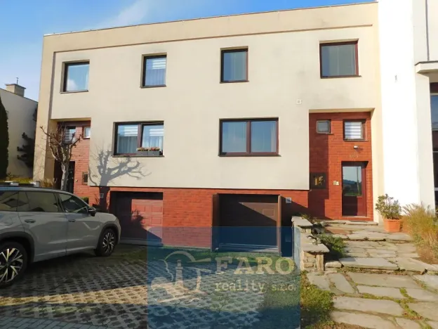 Prodej rodinného domu, Znojmo, 200 m2