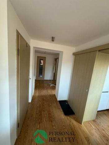 Pronájem bytu 3+1, Pardubice, Štrossova, 79 m2